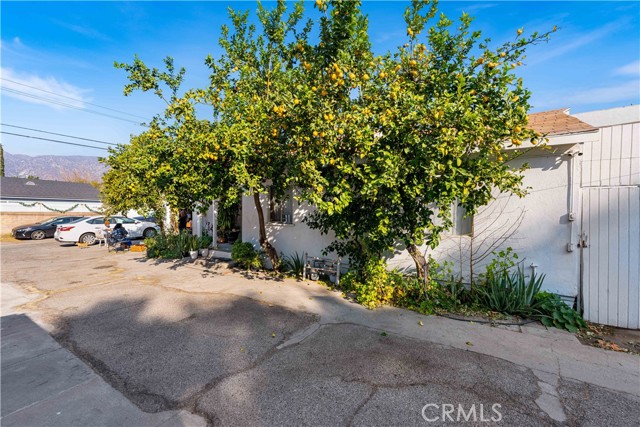 Image 9 of 29 For 10539 Floralita Avenue