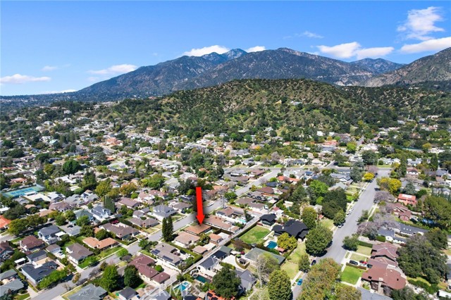 160 Mauna Loa Drive, Monrovia CA: https://media.crmls.org/medias/aeab6e29-3b94-4882-af77-0f54f61d5c31.jpg