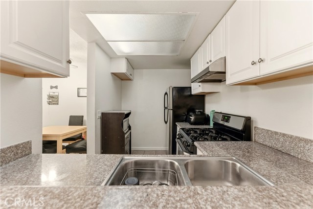 Detail Gallery Image 4 of 10 For 600 W 3rd St #B116,  Santa Ana,  CA 92701 - 1 Beds | 1 Baths