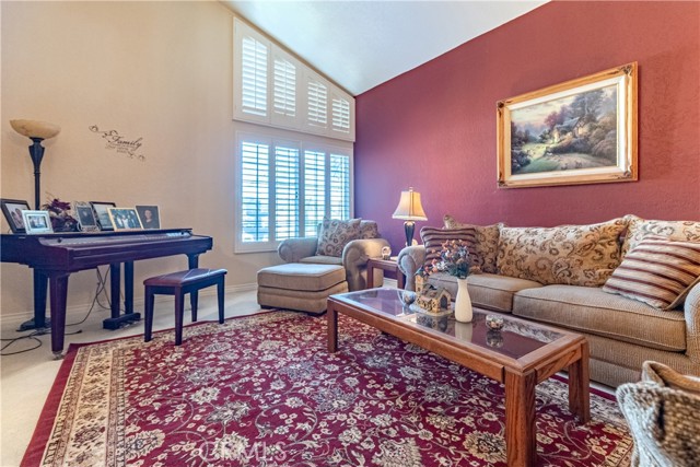 2241 N 1st Avenue, Upland CA: https://media.crmls.org/medias/aead18cb-f3f5-4767-81a3-f2fb5f656ade.jpg
