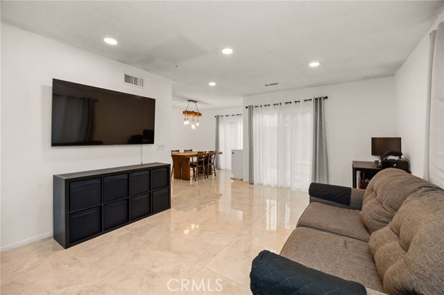 Detail Gallery Image 3 of 20 For 7750 Bolsa #28,  Midway City,  CA 92655 - 2 Beds | 1 Baths