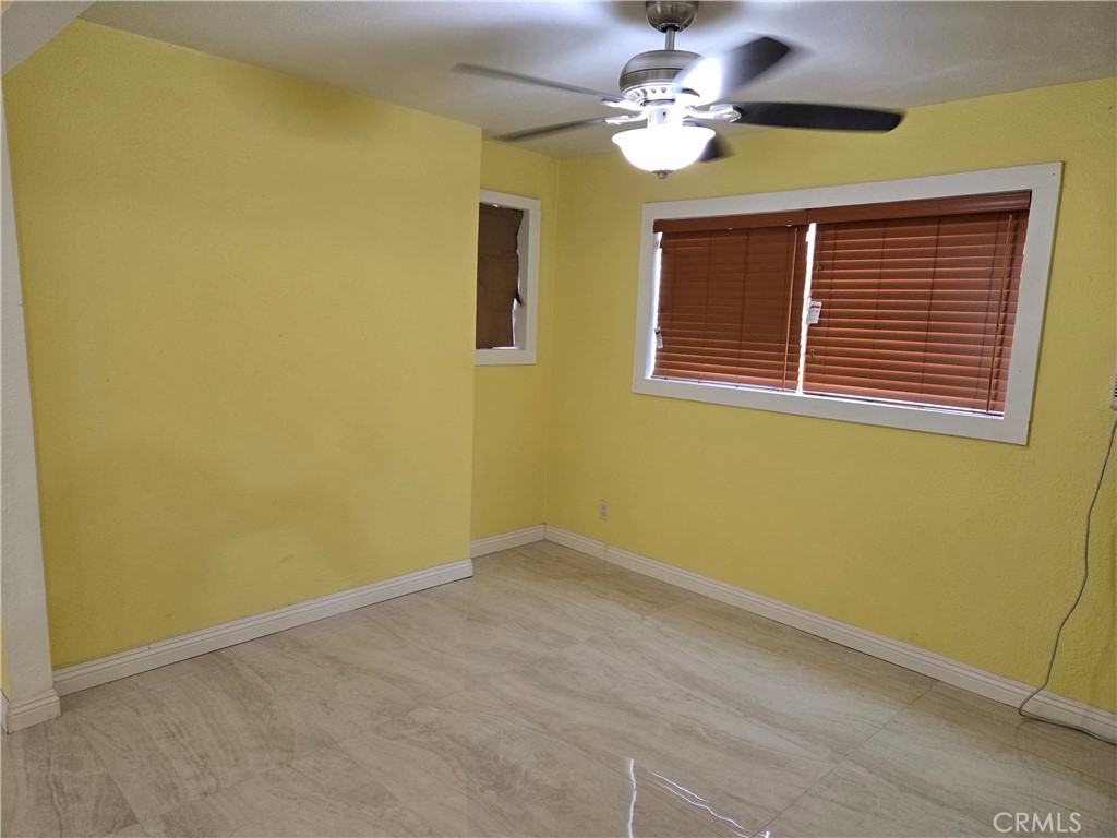 MLS #OC25240012 image #9