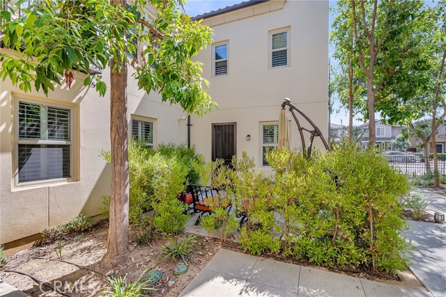 2151 Atlantic Avenue, Long Beach CA: https://media.crmls.org/medias/aeaed86f-96e4-4ac0-9cf3-9dd46a2886b1.jpg