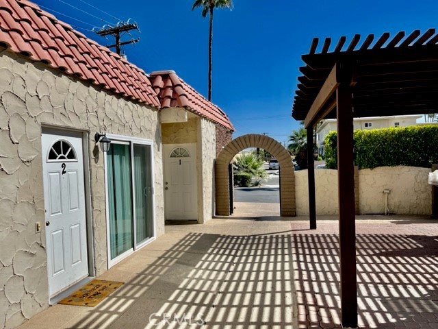 https://media.crmls.org/medias/aeaef858-5553-4473-8be5-d05c999baa58.jpg?preset=X-Large