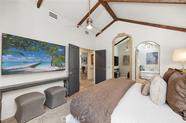 29122 Laurel Valley Drive, Vista CA: https://media.crmls.org/medias/aeaf2505-85b7-488f-ab46-b186b9ba2636.jpg