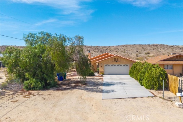 Detail Gallery Image 2 of 41 For 72130 Sunnyslope Dr, Twentynine Palms,  CA 92277 - 3 Beds | 2 Baths