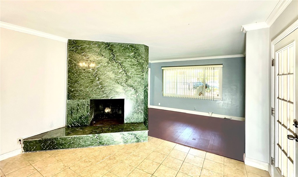 MLS #WS25248602 image #5