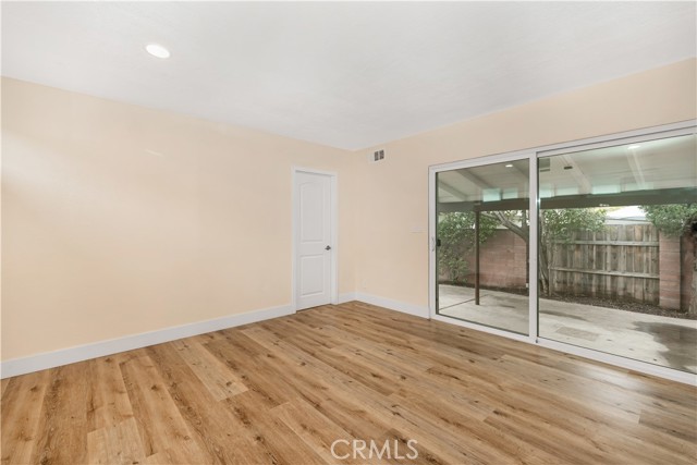Detail Gallery Image 31 of 49 For 17124 Saticoy St, Lake Balboa,  CA 91406 - 3 Beds | 2 Baths