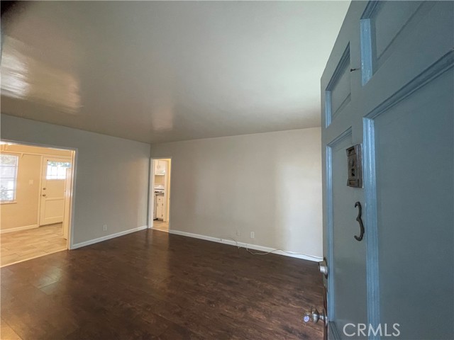 5636 Willowcrest Avenue, North Hollywood CA: https://media.crmls.org/medias/aeb1cad7-96a3-4a46-be68-2eae8bd2bf2a.jpg