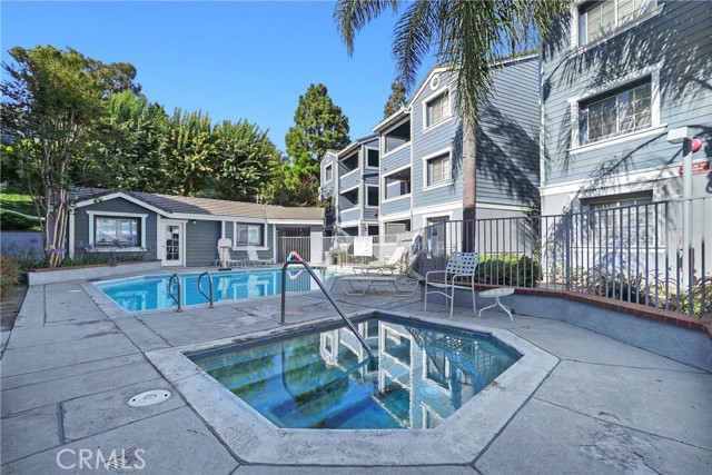 Detail Gallery Image 1 of 1 For 111 S Lakeview Ave 111i,  Placentia,  CA 92870 - 2 Beds | 2 Baths