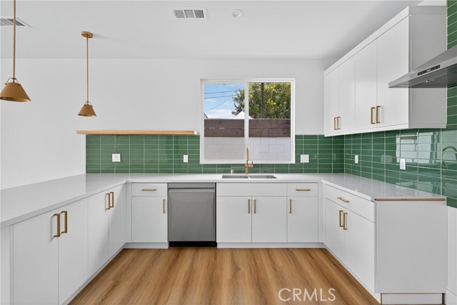 MLS #DW25235255 image #5