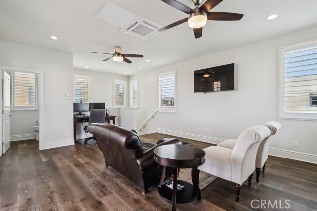 Detail Gallery Image 27 of 44 For 132 Interval, Irvine,  CA 92618 - 3 Beds | 2/2 Baths