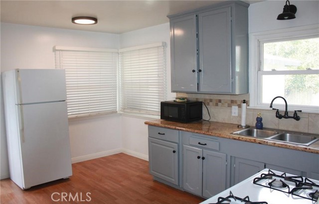 3585 Timothy Way, Riverside CA: https://media.crmls.org/medias/aeb35260-bdfc-4f14-8f8d-7ac5eb01d341.jpg