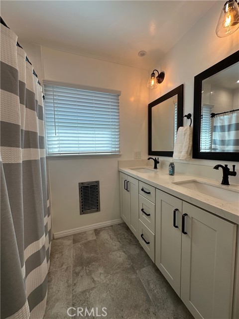 Detail Gallery Image 5 of 9 For 10520 Wiley Burke, Downey,  CA 90241 - 3 Beds | 2 Baths