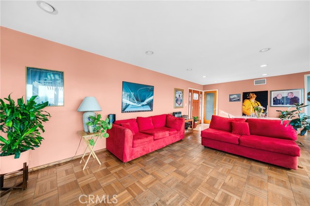 Detail Gallery Image 9 of 28 For 617 S Bradshawe Ave, Monterey Park,  CA 91754 - 2 Beds | 1 Baths