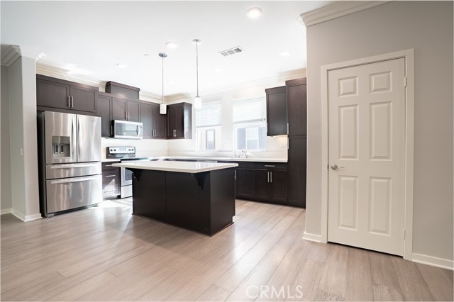 Detail Gallery Image 5 of 38 For 334 Mission Terrace Ave, San Marcos,  CA 92069 - 3 Beds | 2/1 Baths