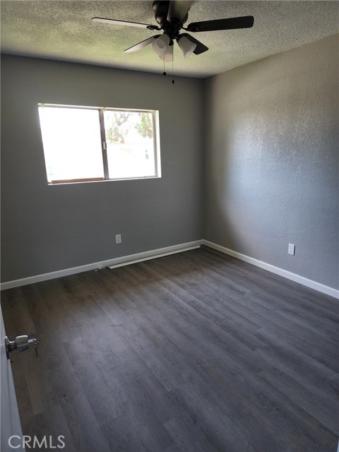 34214 COUNTYLINE RD, Yucaipa CA: https://media.crmls.org/medias/aeb49464-d7ba-4636-ba9d-4ebab45dc0d8.jpg