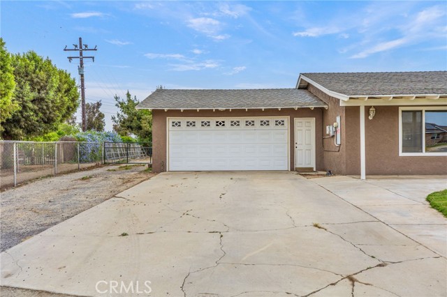 Detail Gallery Image 7 of 74 For 3998 Bluff, Norco,  CA 92860 - 4 Beds | 2/1 Baths