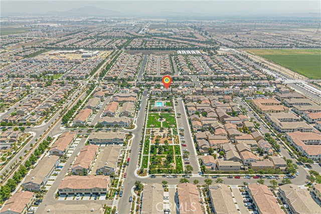 4040 S Bowery Place, Ontario CA: https://media.crmls.org/medias/aeb5427d-7172-49a0-964f-6d34ef1f2e8e.jpg
