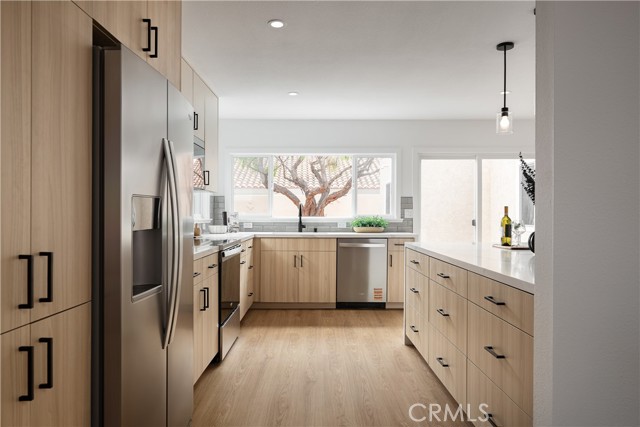 Detail Gallery Image 11 of 31 For 10230 El Monterey Avenue, Fountain Valley,  CA 92708 - 3 Beds | 2 Baths