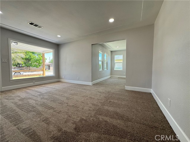 Detail Gallery Image 6 of 21 For 1241 S Rupert Ave, Reedley,  CA 93654 - 3 Beds | 1 Baths
