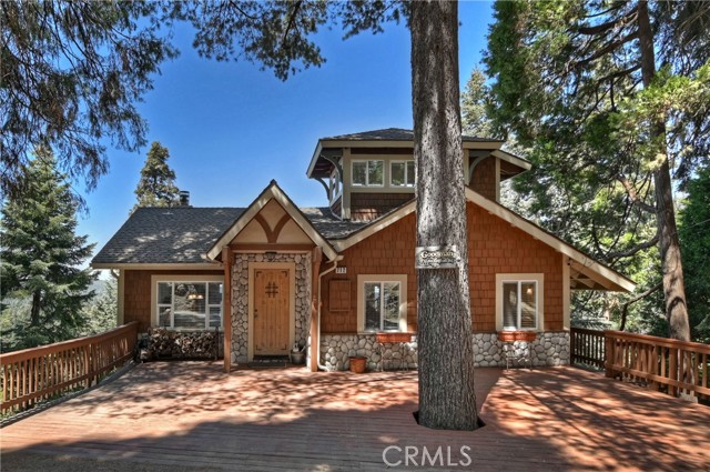 Detail Gallery Image 25 of 67 For 712 Buckingham Square, Lake Arrowhead,  CA 92352 - 4 Beds | 3 Baths