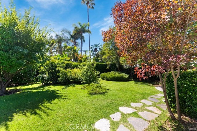 Detail Gallery Image 26 of 28 For 5655 Katherine Ave, Sherman Oaks,  CA 91401 - 2 Beds | 1 Baths