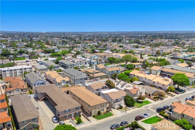 2615 Curtis Avenue, Redondo Beach CA: https://media.crmls.org/medias/aeb69e5a-7e98-4aaf-a8c3-1983f61ad6f7.jpg