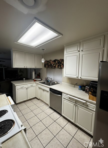 Detail Gallery Image 3 of 13 For 2348 Katy Ln, Merced,  CA 95340 - 3 Beds | 2 Baths