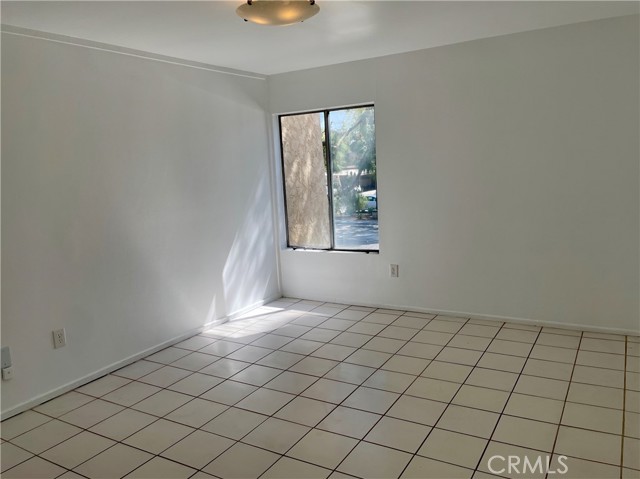 Detail Gallery Image 10 of 37 For 1000 W Macarthur Bld #87,  Santa Ana,  CA 92707 - 1 Beds | 1 Baths