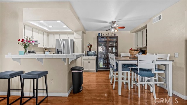 Detail Gallery Image 11 of 33 For 10450 E Briar Oaks #B,  Stanton,  CA 90680 - 2 Beds | 2 Baths