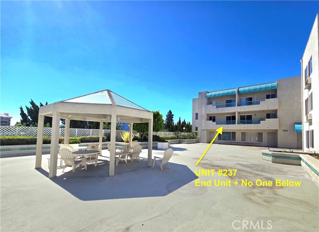 11410 Dolan Avenue, Downey CA: https://media.crmls.org/medias/aeb79f1e-7ded-4400-8fa9-98257887e6e1.jpg