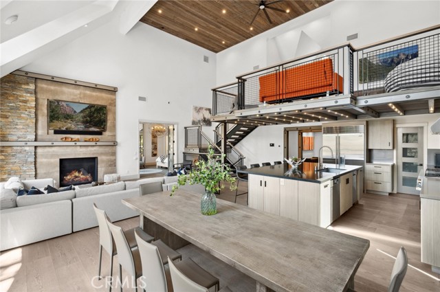 Detail Gallery Image 8 of 50 For 496 North State Highway 173, Lake Arrowhead,  CA 92352 - 6 Beds | 5 Baths