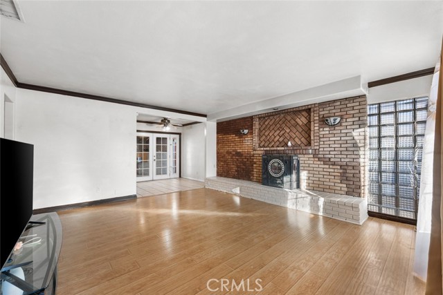 Detail Gallery Image 5 of 68 For 44221 4th St, Lancaster,  CA 93535 - 3 Beds | 2 Baths