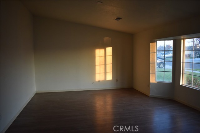 Detail Gallery Image 5 of 26 For 151 E San Pedro St, Merced,  CA 95341 - 3 Beds | 2 Baths