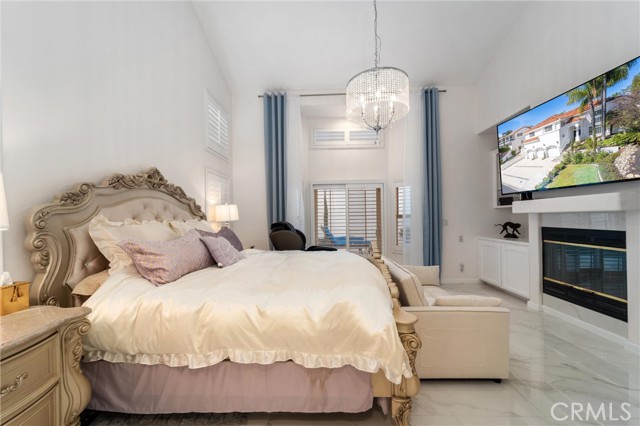 Detail Gallery Image 12 of 33 For 22640 Blue Teal, Canyon Lake,  CA 92587 - 3 Beds | 2/2 Baths