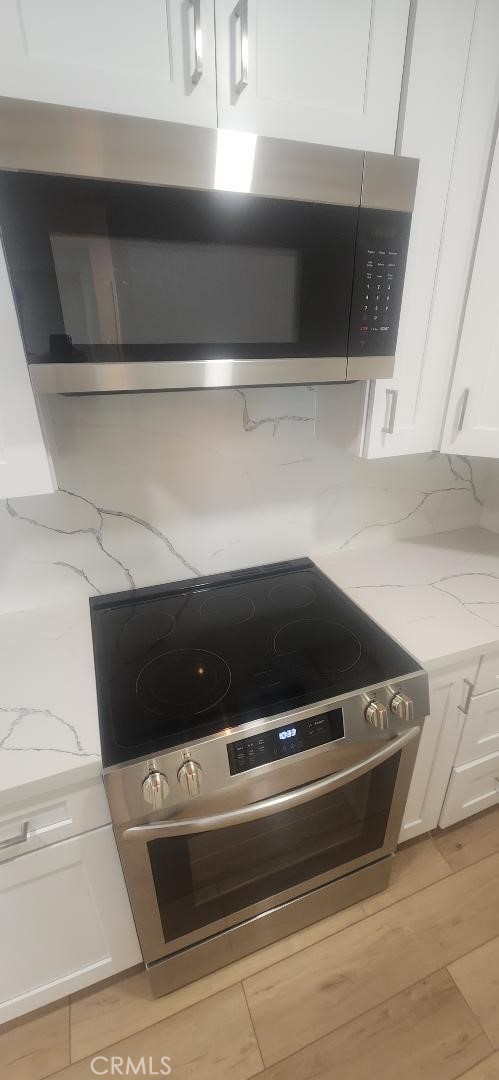 2511 W Sunflower Avenue, Santa Ana CA: https://media.crmls.org/medias/aebb5091-dbe3-43c5-ae4c-0a1704c0f8d8.jpg