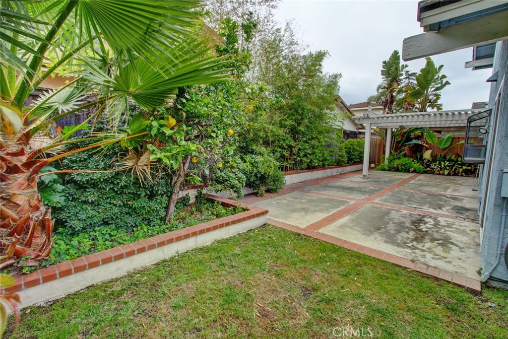 MLS #OC25241006 image #30