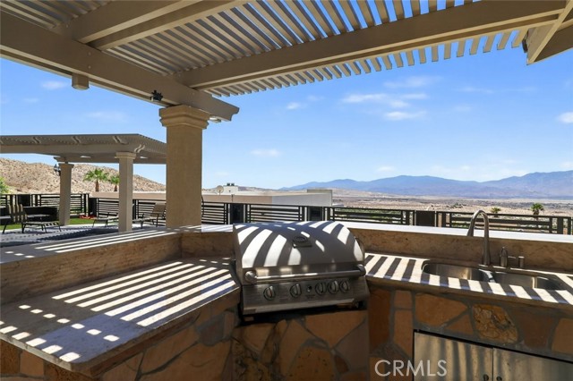 12220 Skyline Drive, Desert Hot Springs CA: https://media.crmls.org/medias/aebbe896-bb8b-41ad-8491-4fd85e14a356.jpg