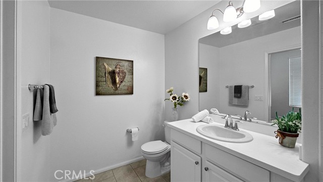 422 W Route 66, Glendora CA: https://media.crmls.org/medias/aebbea0c-185d-4f3a-a463-4e27594460b7.jpg