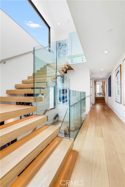 Detail Gallery Image 45 of 62 For 221 Heliotrope Ave, Corona Del Mar,  CA 92625 - 4 Beds | 5/1 Baths