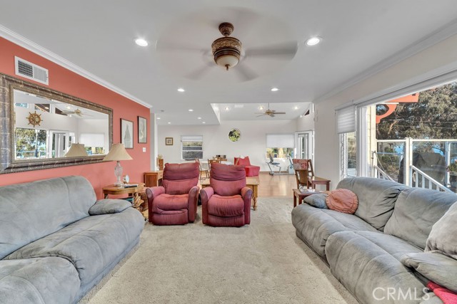 Detail Gallery Image 31 of 65 For 900 W 37th St, San Pedro,  CA 90731 - 3 Beds | 2 Baths
