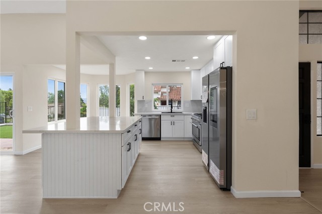 Detail Gallery Image 12 of 38 For 1723 Larkhaven Glen, Escondido,  CA 92026 - 3 Beds | 2 Baths