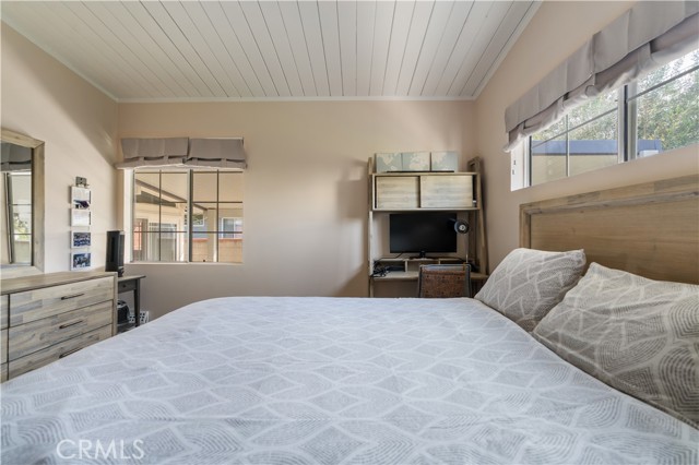 Detail Gallery Image 16 of 32 For 1754 W 242nd Pl, Torrance,  CA 90501 - 4 Beds | 3 Baths