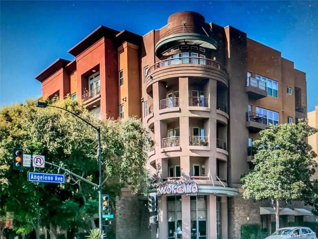 150 S San Fernando Boulevard 303, Burbank, CA 91502