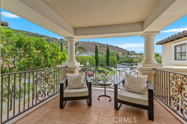 30431 Via Festivo, San Juan Capistrano CA: https://media.crmls.org/medias/aebeb32b-1dbf-40d8-8099-27946ed020d5.jpg