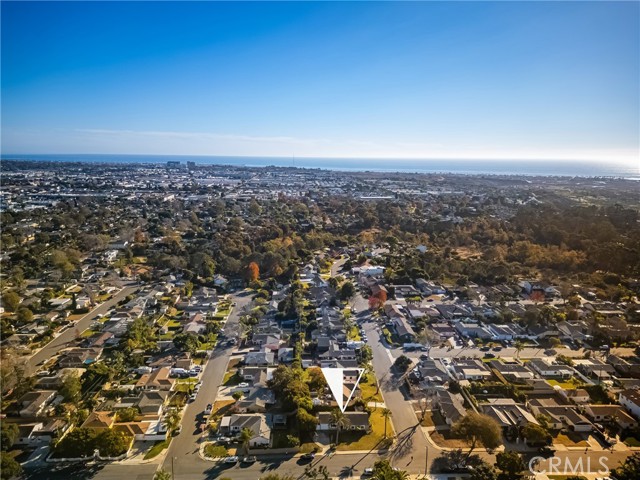 Image 18 of 58 For 939 Oak Street