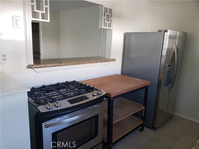 Detail Gallery Image 5 of 38 For 3630 E 2nd St #1,  Long Beach,  CA 90803 - 2 Beds | 1 Baths