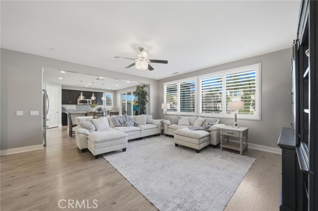 Detail Gallery Image 14 of 68 For 36745 Braken Way, Lake Elsinore,  CA 92532 - 5 Beds | 3 Baths