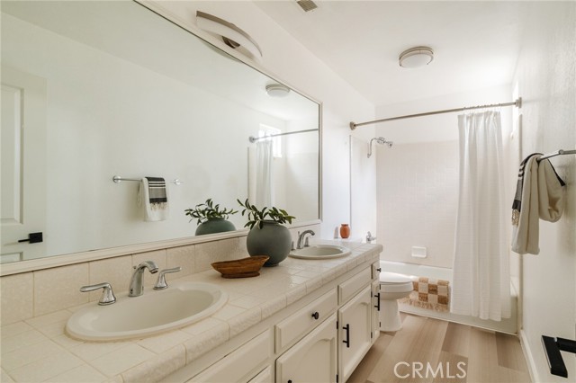 1541 Indiana Avenue, South Pasadena CA: https://media.crmls.org/medias/aebfe1dc-8a3f-46b8-a280-a61e9c7c21f8.jpg